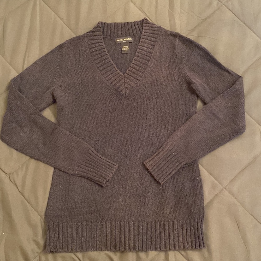 Bannana Republic sweater
